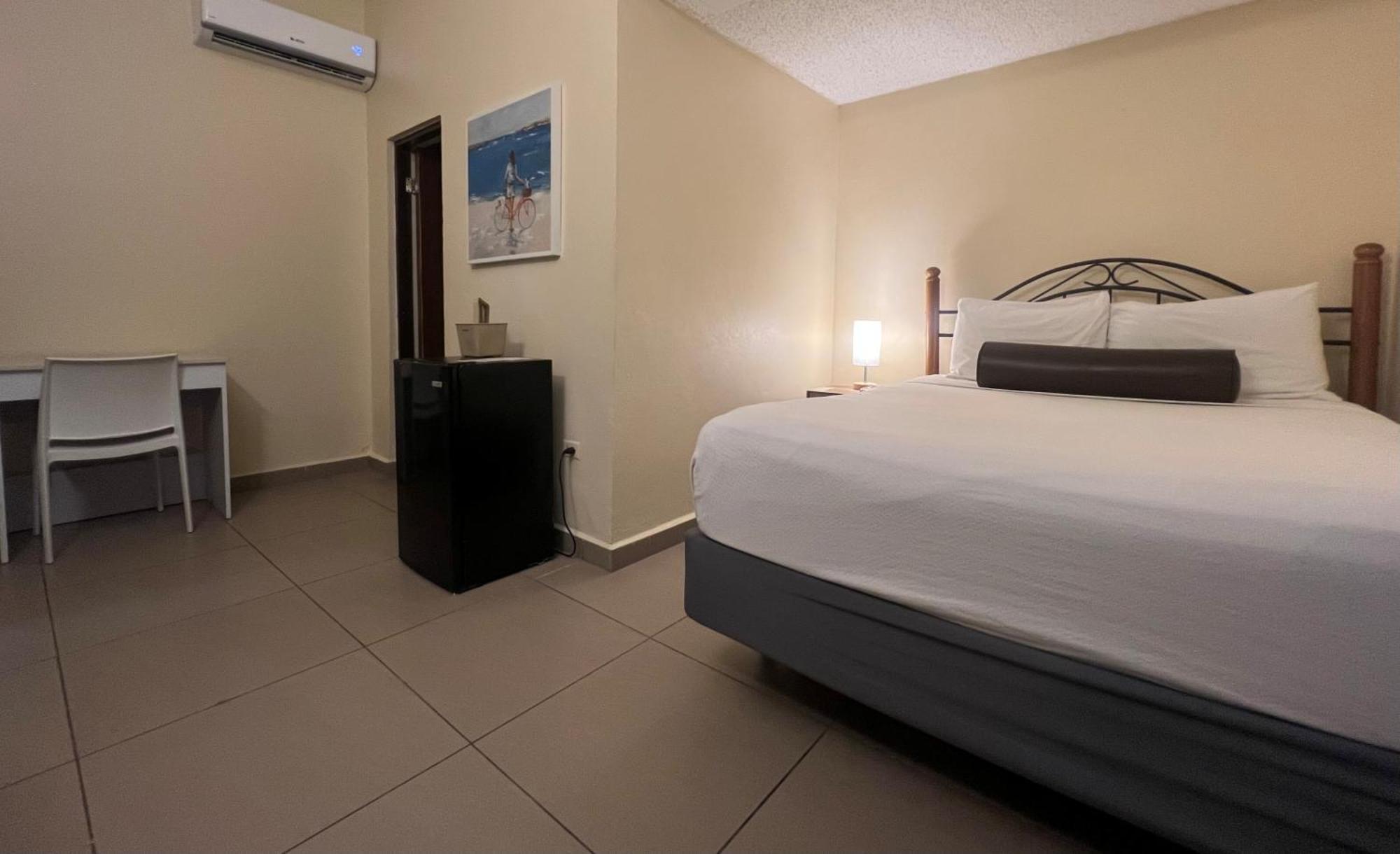 Hotel Villa Del Sol San Juan Extérieur photo