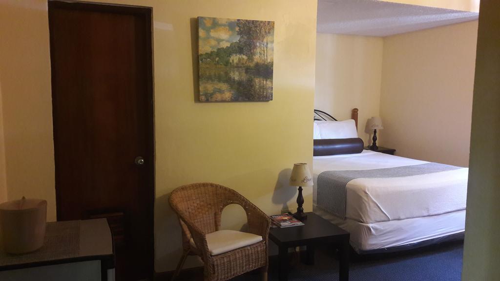 Hotel Villa Del Sol San Juan Extérieur photo